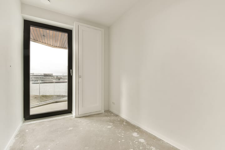 Photo 14 of Grasweg 422