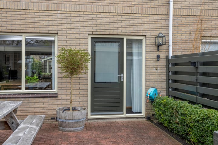 Foto 6 van Elshof 42