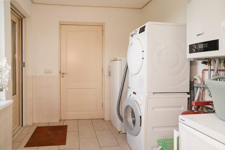 Photo 9 of Ekris 87-A