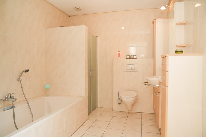 Photo 12 of Ekris 87-A