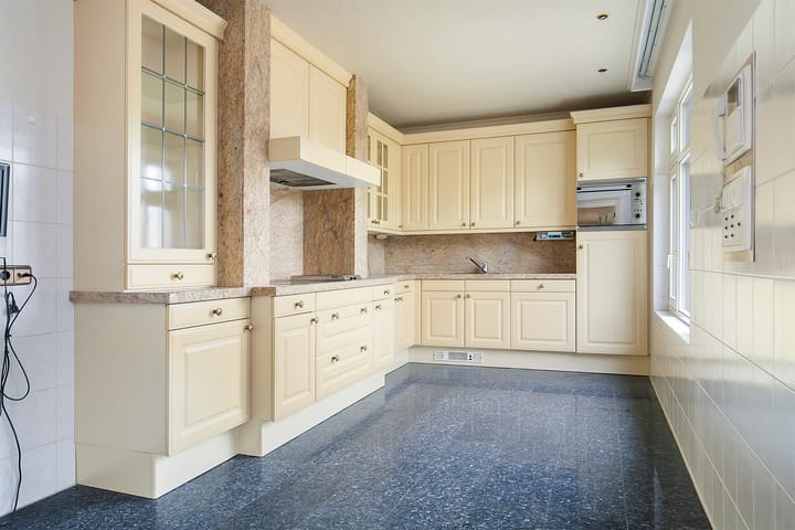 Photo 20 of Aalstraat 1