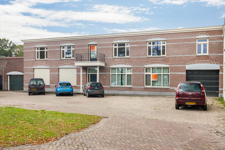 Photo 48 of Aalstraat 1