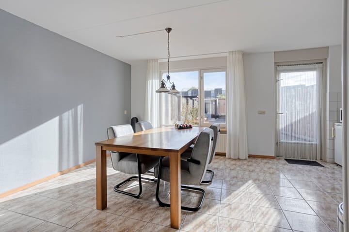 Foto 9 van Beusichemstraat 28