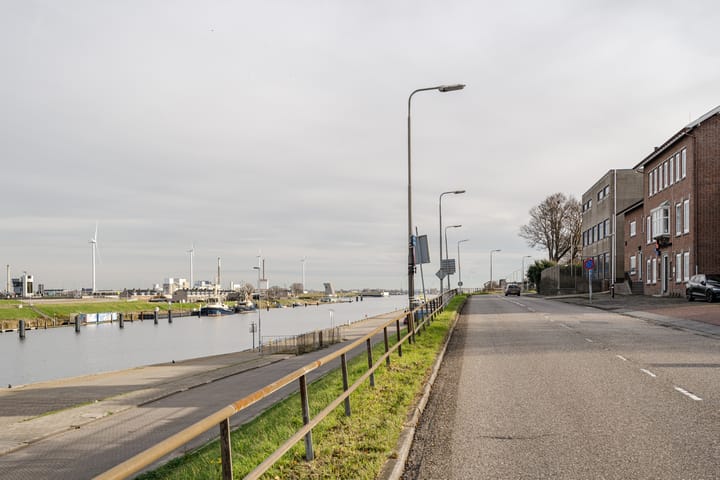 Foto 31 van Oranjestraat 65