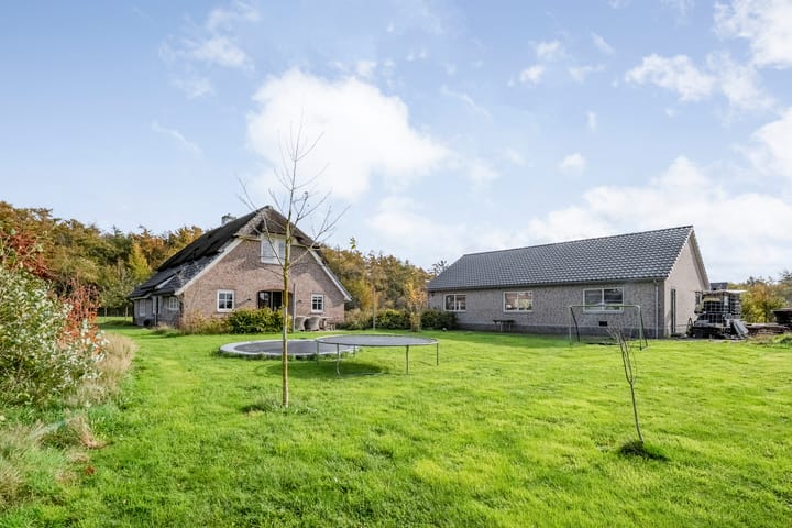 Photo 76 of Veldsteeg 1-A