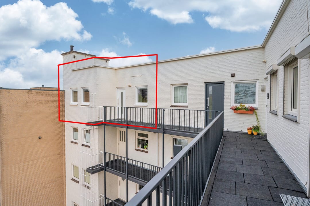 Foto 2 van Spoorstraat 26