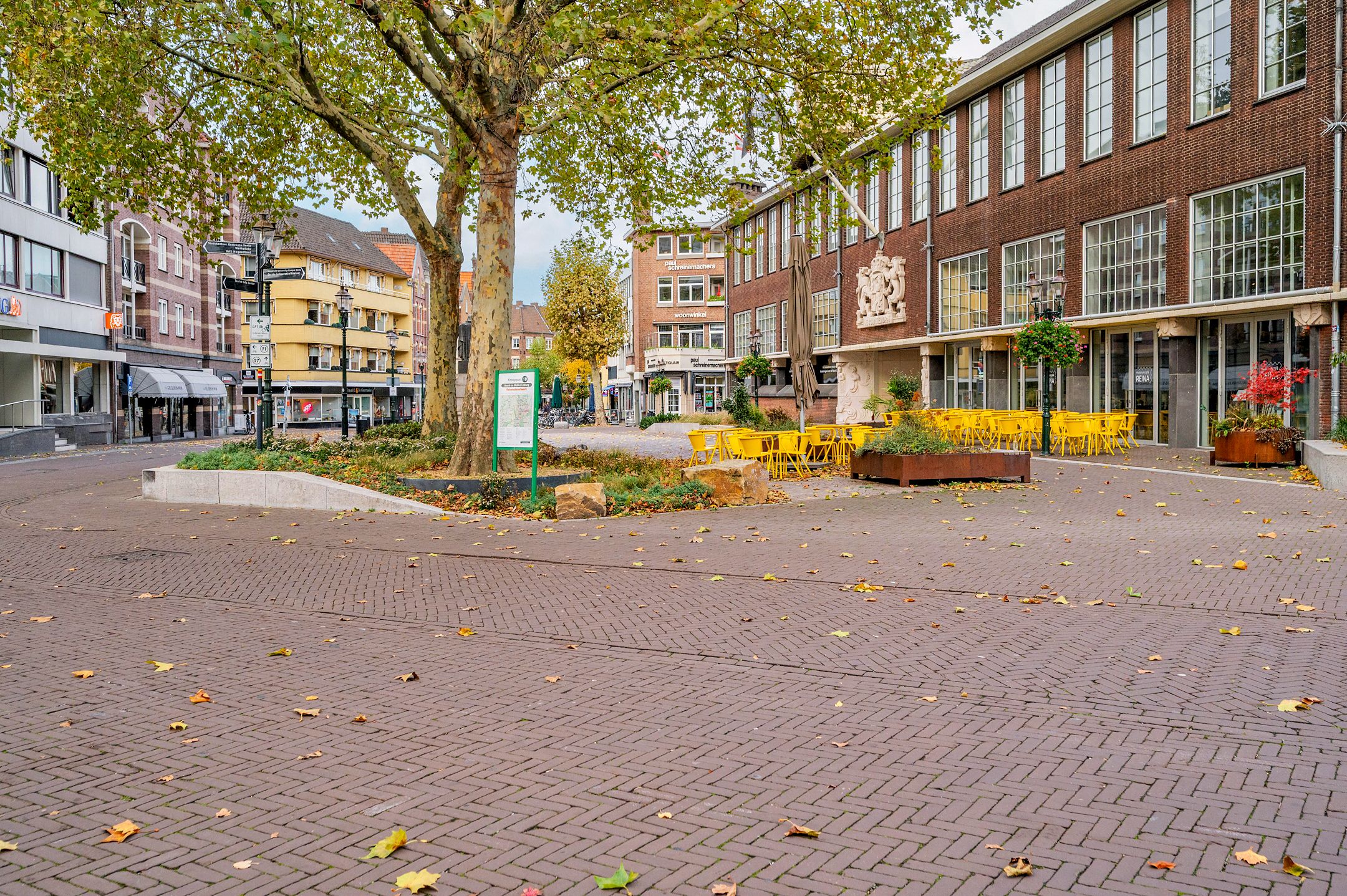 Foto 27 van Spoorstraat 26