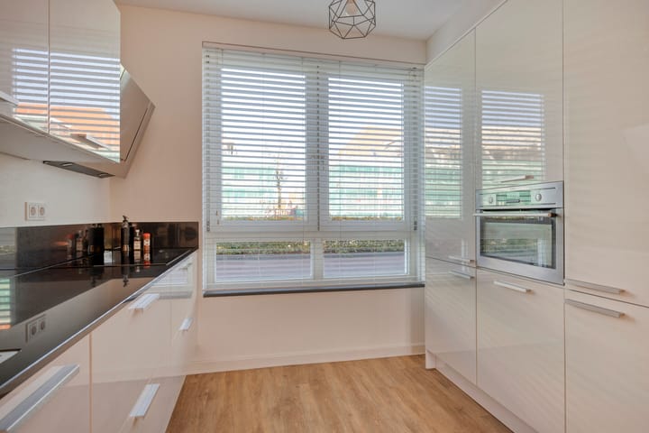 Foto 9 van Leostraat 47