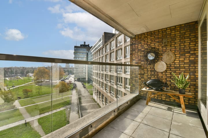 Photo 11 of Bos en Lommerplein 95