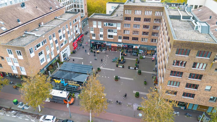 Photo 30 of Eva Besnyöstraat 45