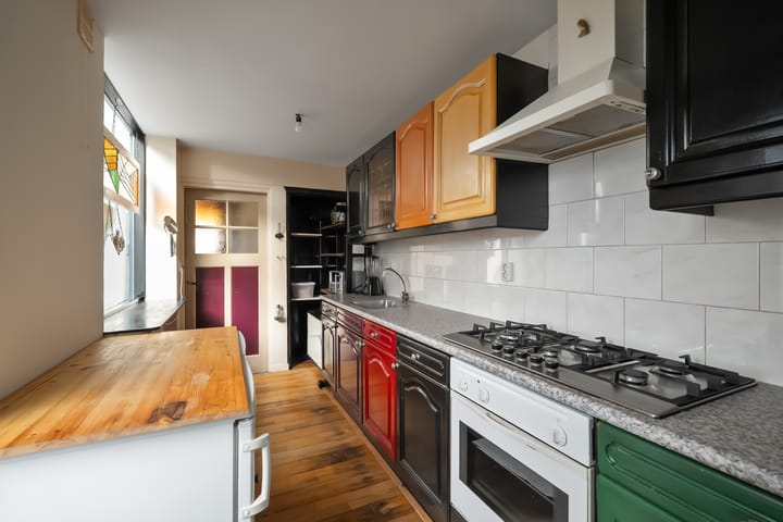 Photo 13 of Hertzogstraat 102