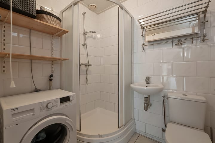 Photo 14 of Hertzogstraat 102