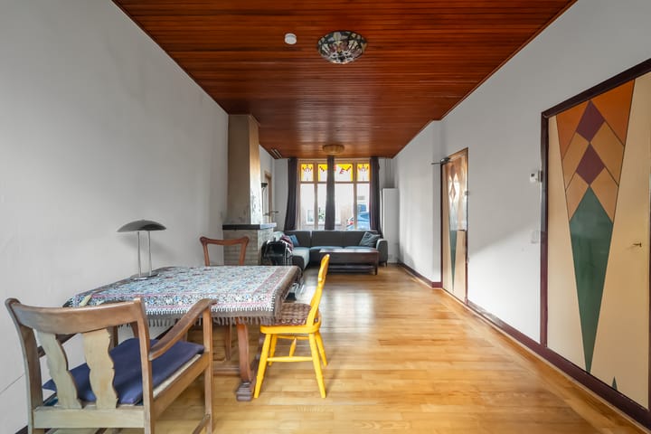 Photo 10 of Hertzogstraat 102