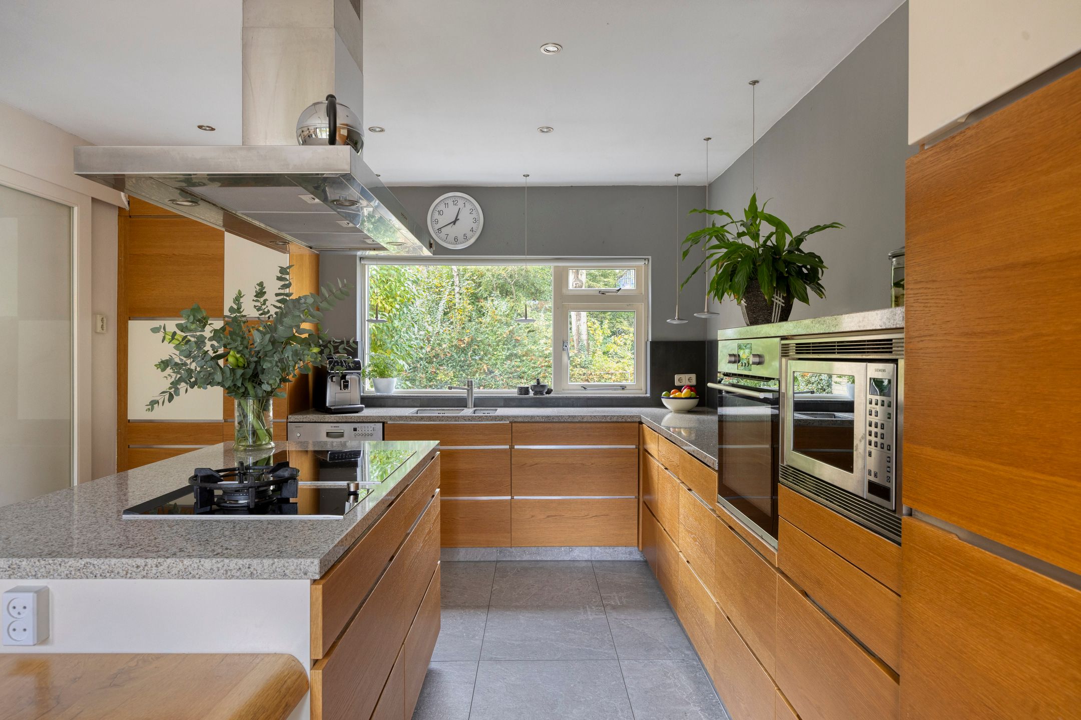 Foto 18 van Randweg 102