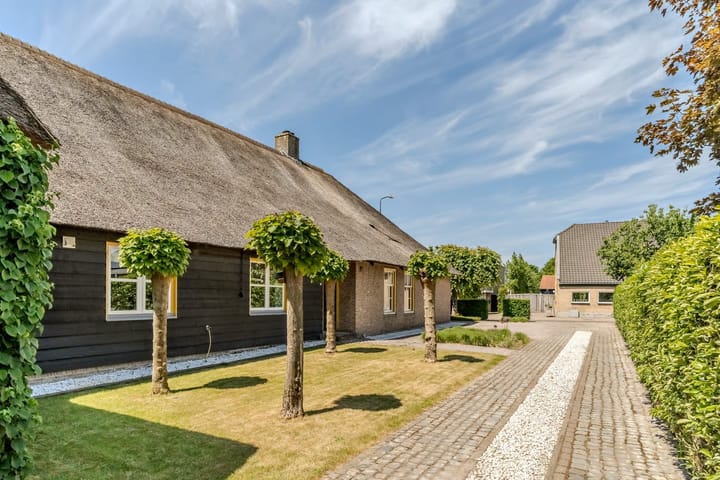 Photo 38 of Schansstraat 12