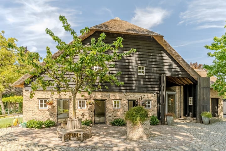 Photo 43 of Schansstraat 12