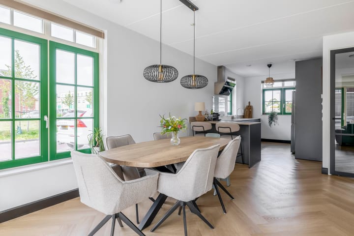 Photo 17 of Mgr. W.M. Bekkerslaan 98