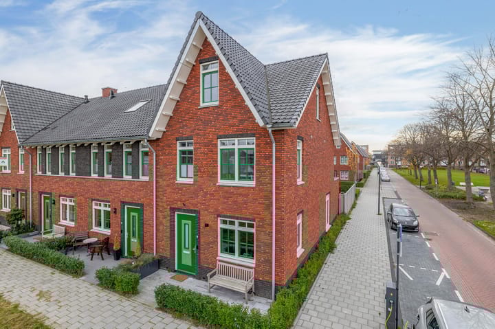 Photo 42 of Mgr. W.M. Bekkerslaan 98