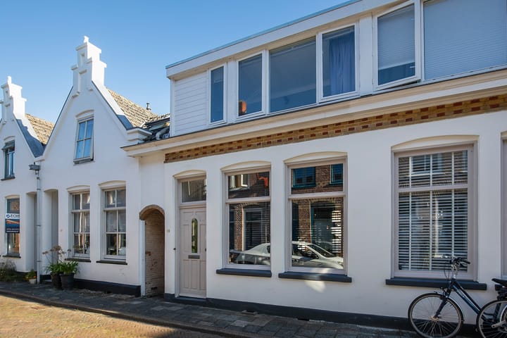 Photo 5 of Stationstraat 16