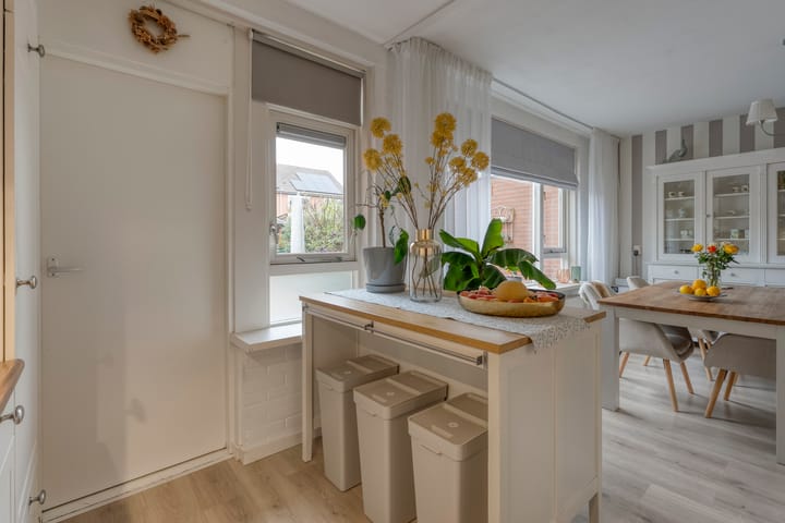 Photo 11 of Zuiderkruis 77