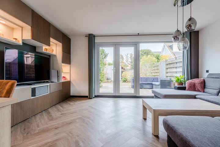 Photo 4 of Gele Varaan 54