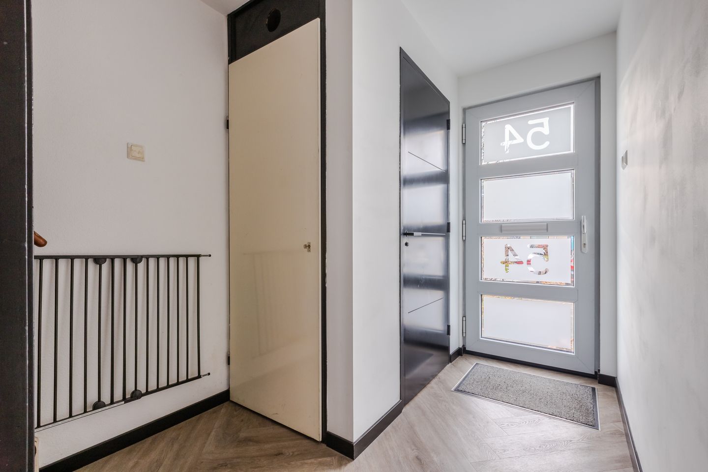 Foto 14 van Gele Varaan 54