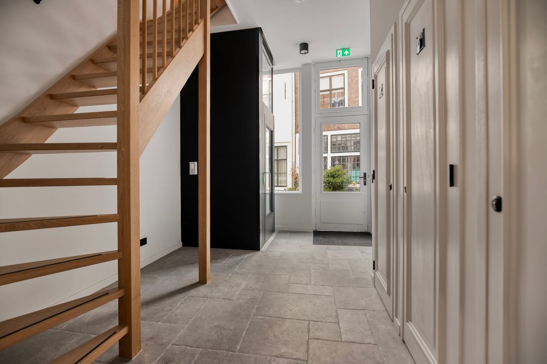 Photo 8 of Wagenaarstraat 13-B