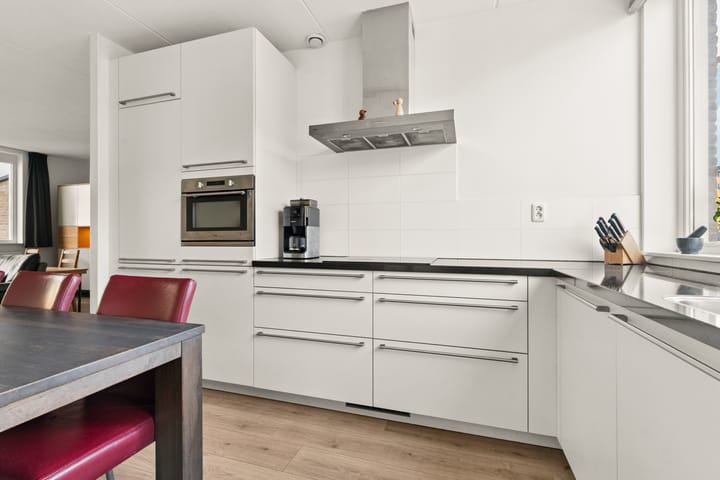 Photo 15 of Cataloniëstraat 36