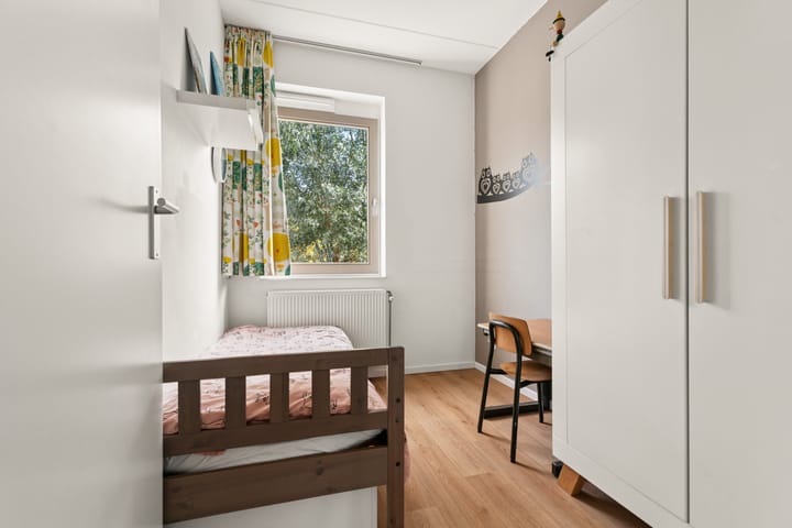 Photo 23 of Cataloniëstraat 36