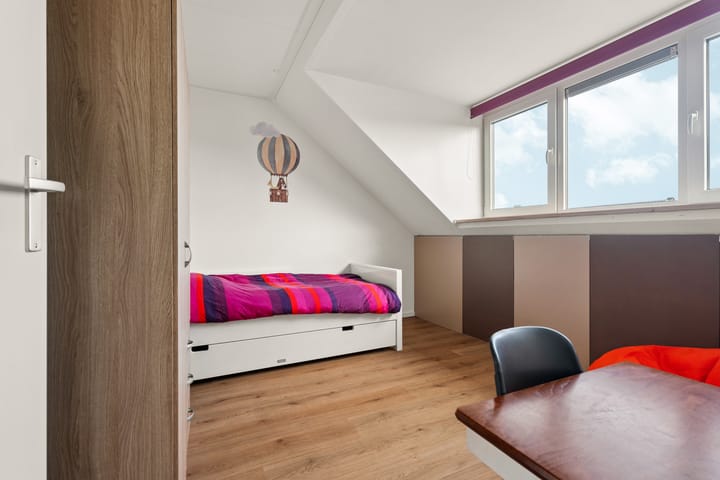 Photo 33 of Cataloniëstraat 36