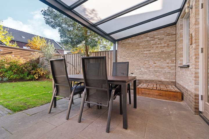 Photo 37 of Cataloniëstraat 36