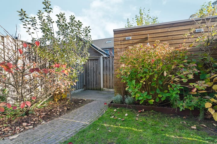 Photo 39 of Cataloniëstraat 36