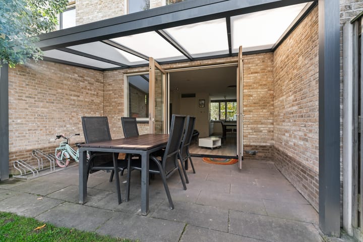 Photo 43 of Cataloniëstraat 36