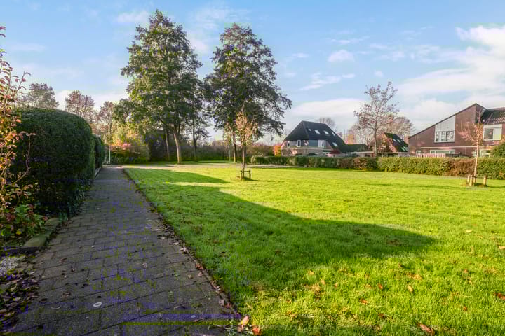 Photo 4 of Melisse 28