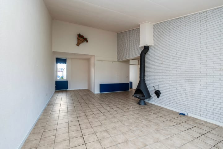 Photo 9 of Melisse 28