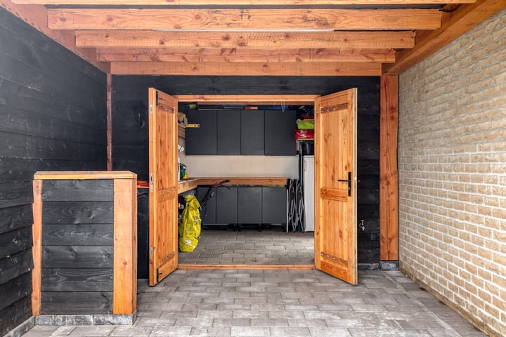 Photo 39 of De Snit 13