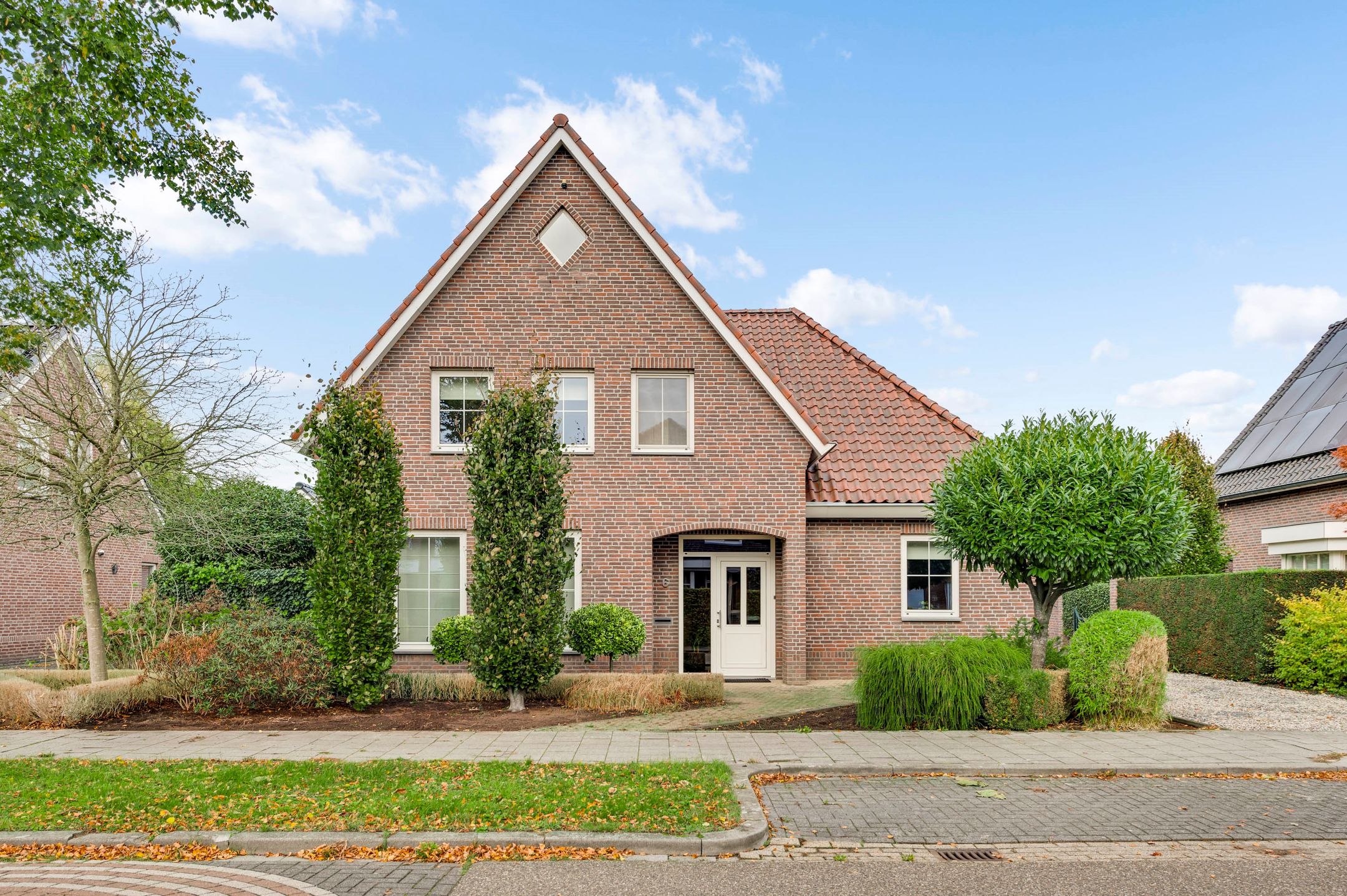 Foto 3 van Veldbloemstraat 6