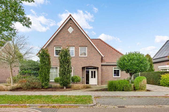 Foto 3 van Veldbloemstraat 6