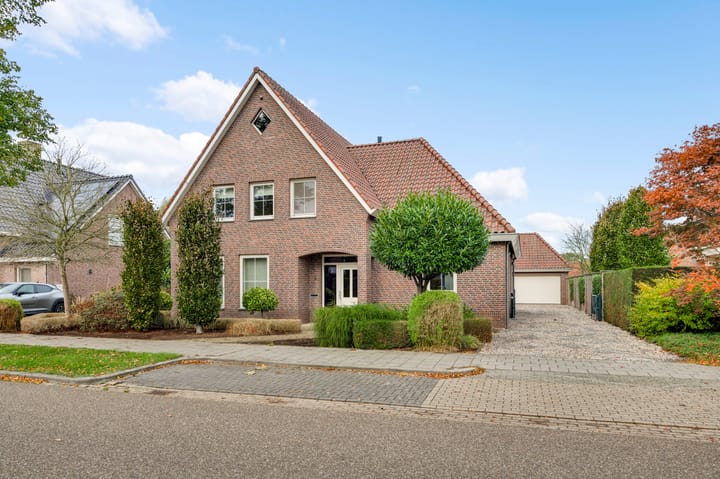 Foto 4 van Veldbloemstraat 6