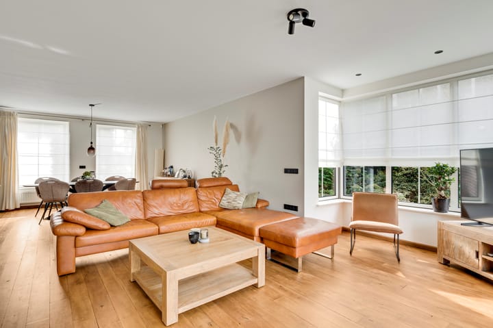 Foto 12 van Veldbloemstraat 6