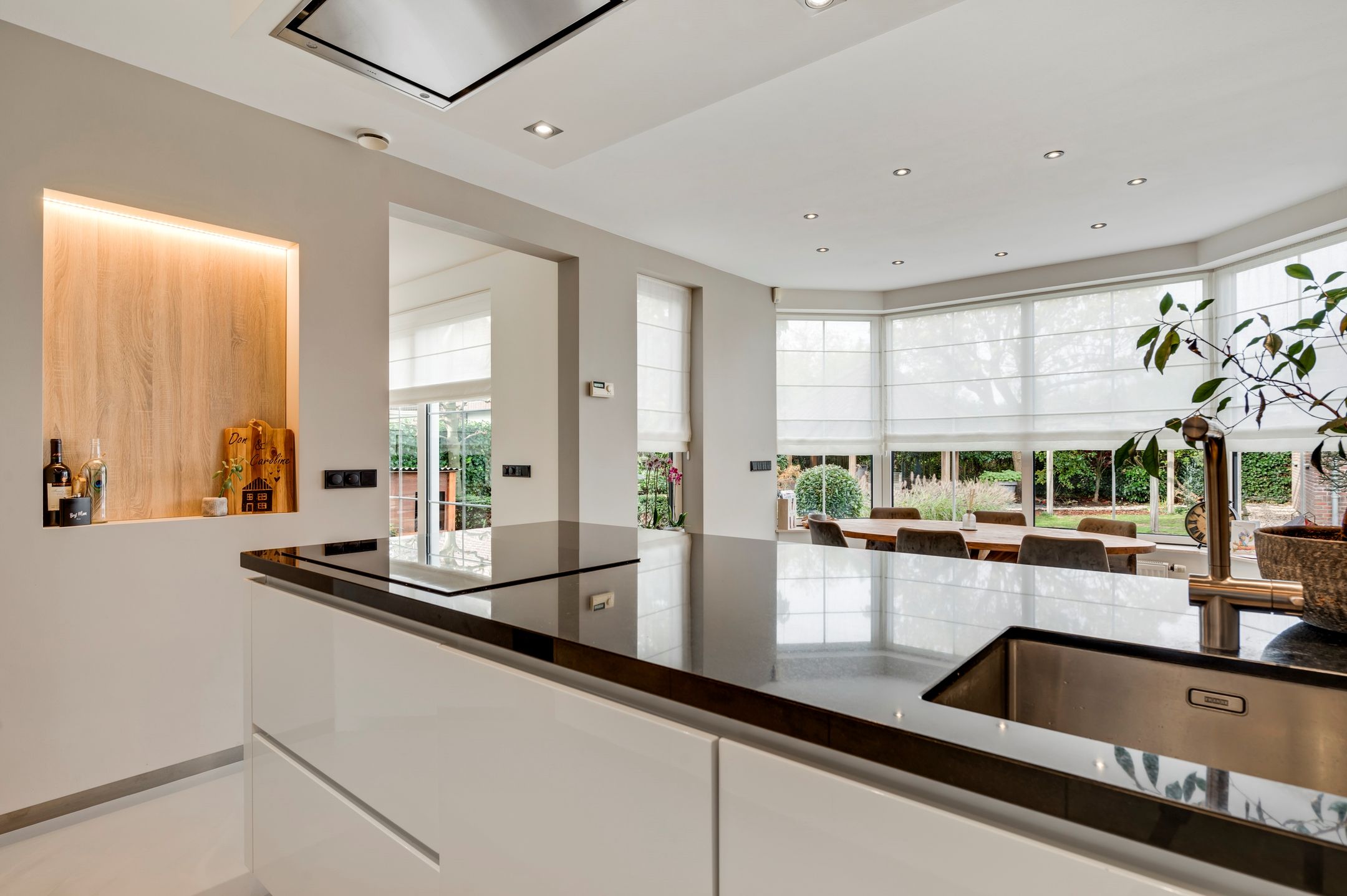 Foto 15 van Veldbloemstraat 6