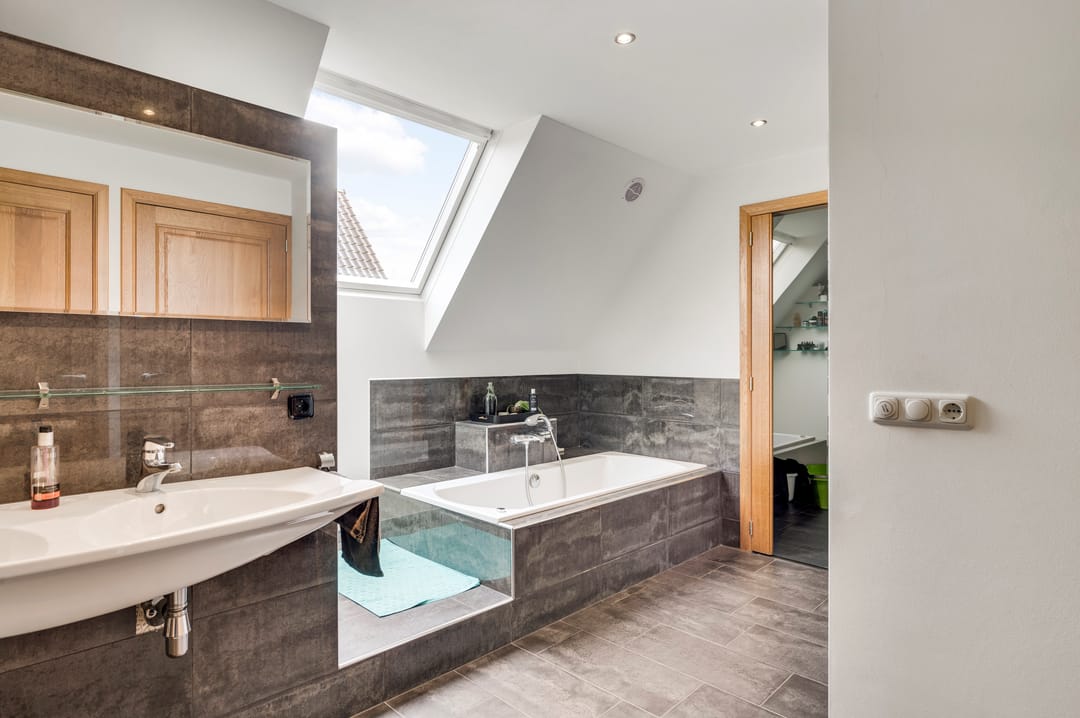 Foto 31 van Veldbloemstraat 6