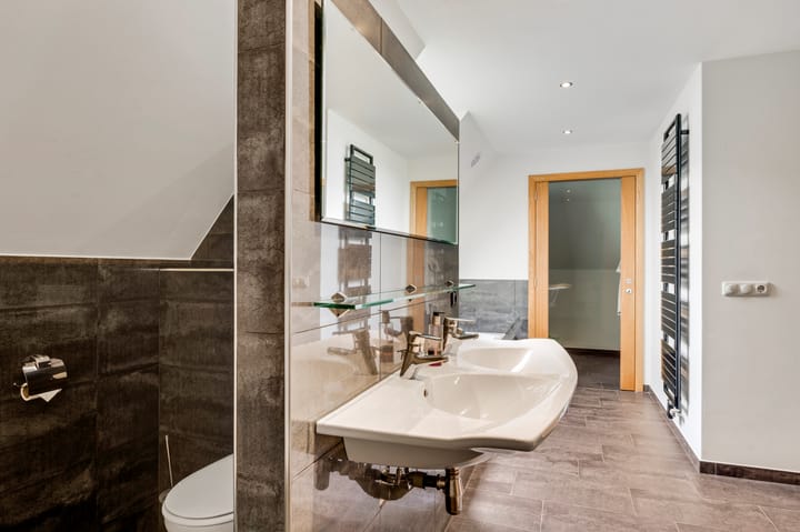 Foto 33 van Veldbloemstraat 6