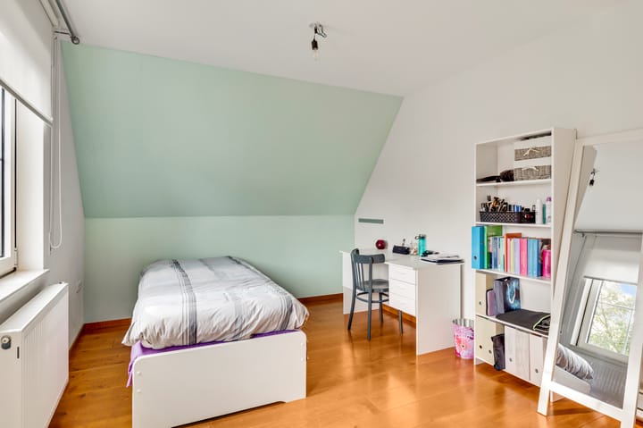 Foto 35 van Veldbloemstraat 6