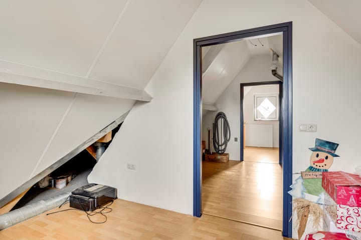 Foto 40 van Veldbloemstraat 6