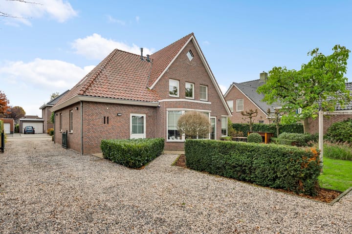 Foto 44 van Veldbloemstraat 6