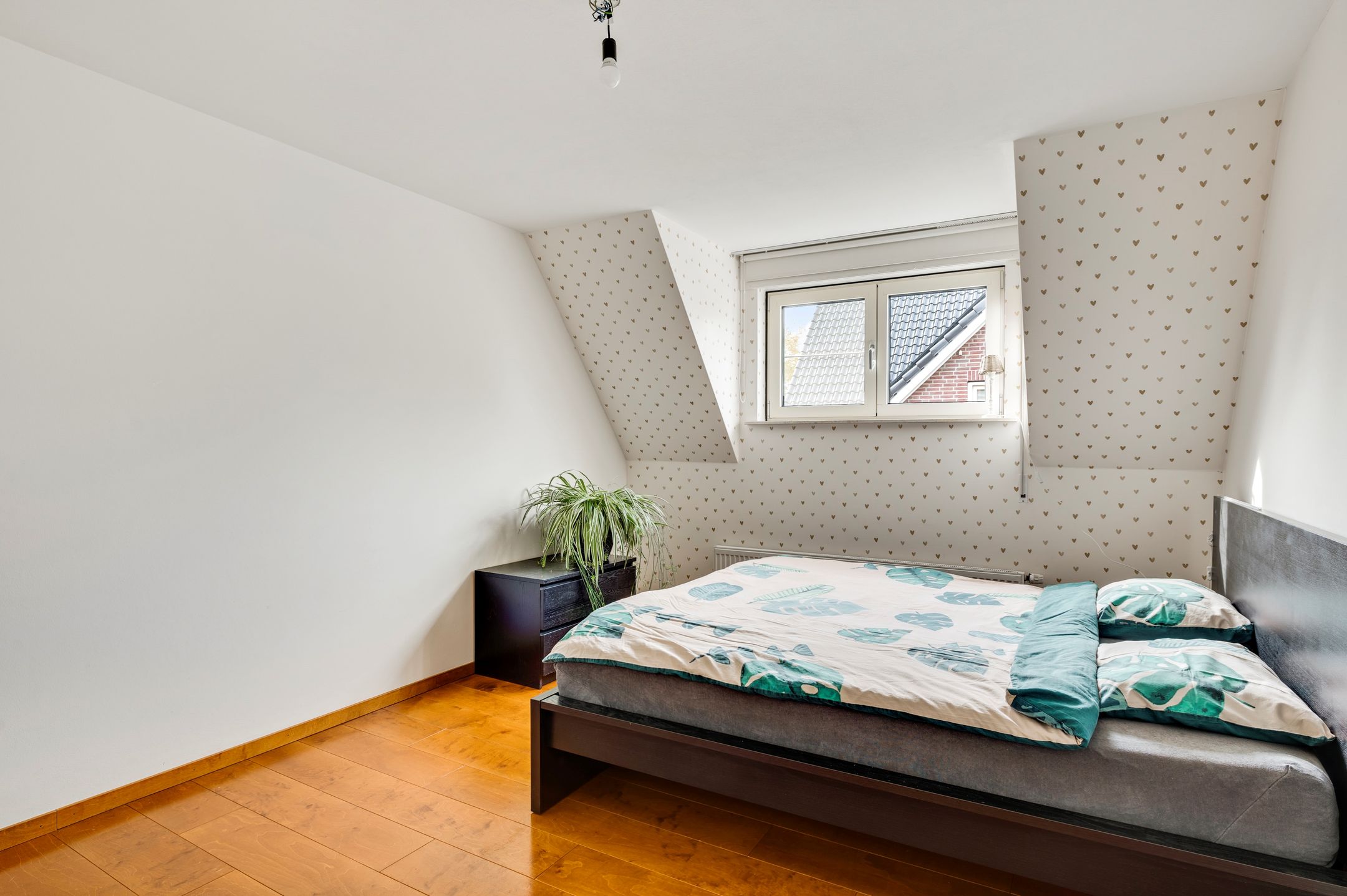 Foto 36 van Veldbloemstraat 6