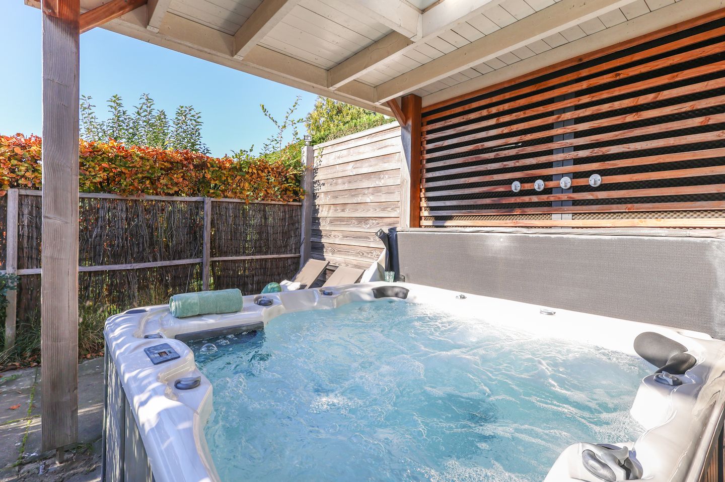 Photo 4 of Voorweg 60