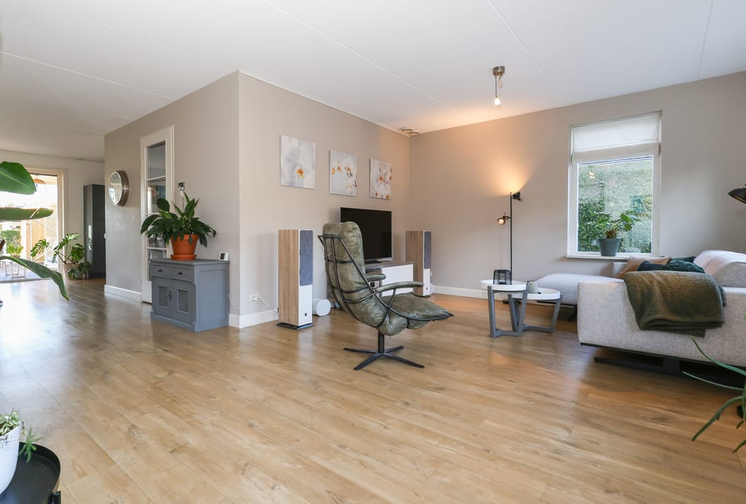 Photo 23 of Voorweg 60