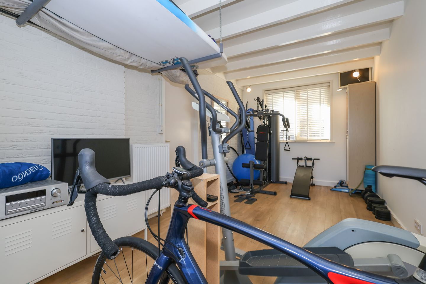 Photo 35 of Voorweg 60